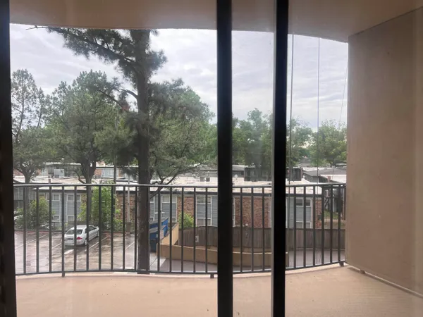 $122,000 | 475 North Highland Street, Unit 3H, Memphis, TN 38122
