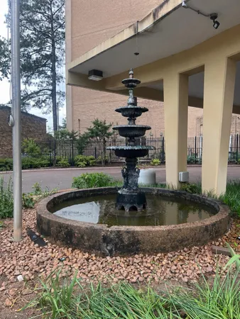 $122,000 | 475 North Highland Street, Unit 3H, Memphis, TN 38122