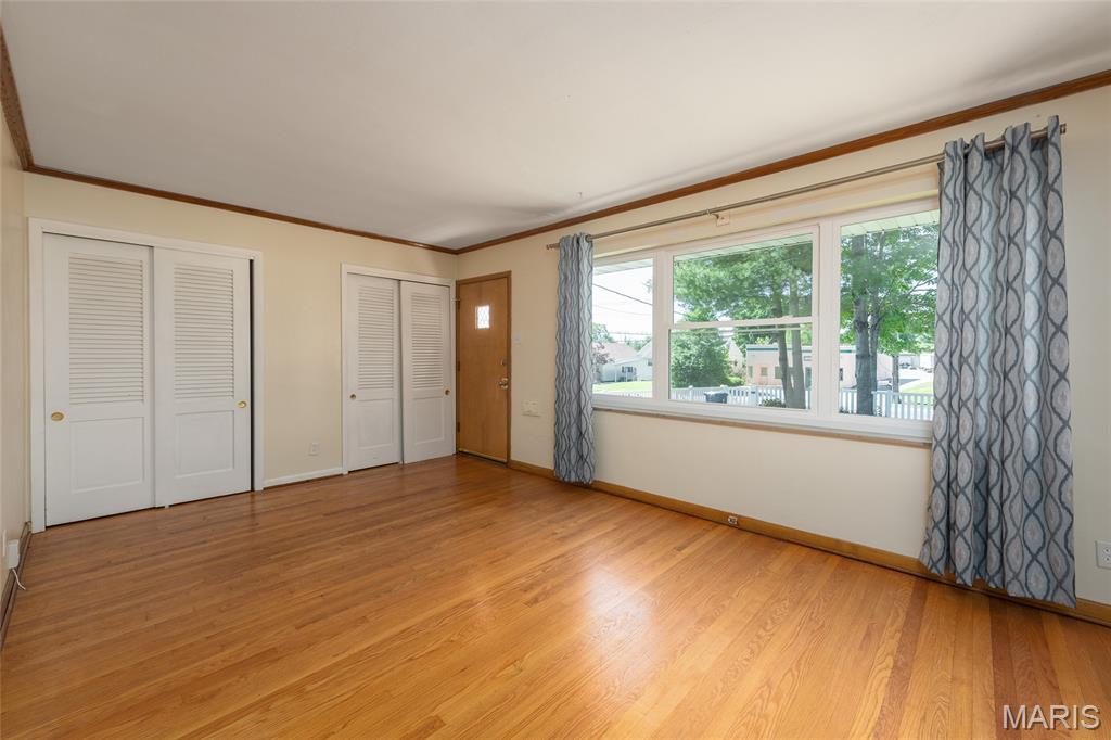 6633 Weber Road Affton, MO 63123 - Photo 8 of 31 Gallery Image 8