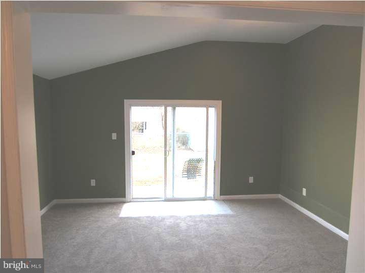 410 Andover Road Fairless Hills, PA 19030 - Photo 11 of 18 Family Room