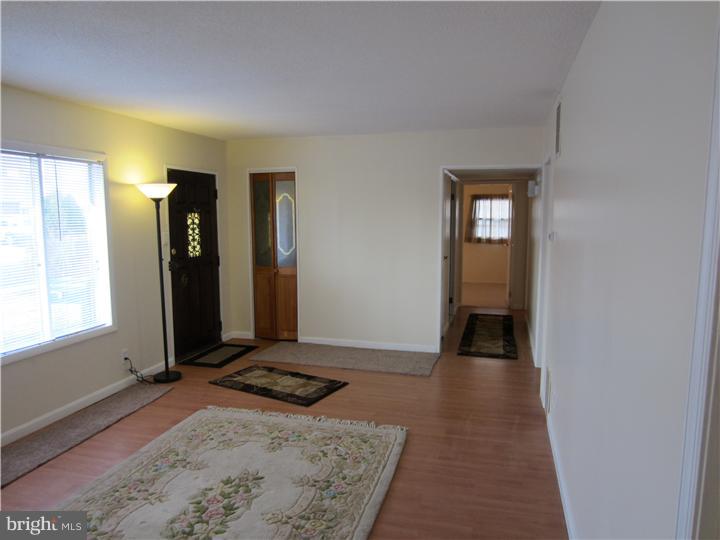 410 Andover Road Fairless Hills, PA 19030 - Photo 13 of 18 Living Room