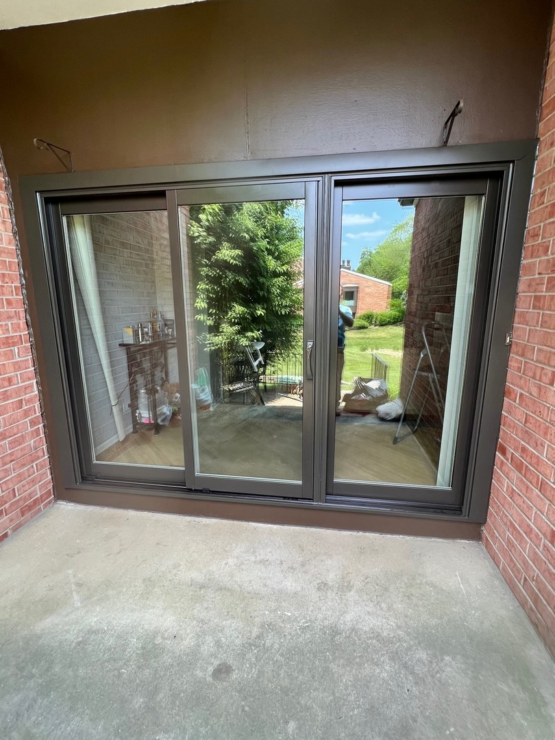 19-w286 Governors Trail Oak Brook, IL 60523 - Photo 15 of 17 a view of a room with a large window