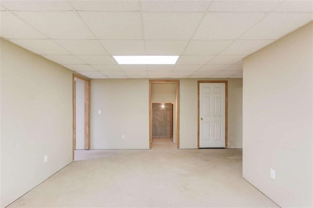 3322 Henderson View Court Southwest Loganville, GA 30052 - Photo 33 of 47 a view of an empty room