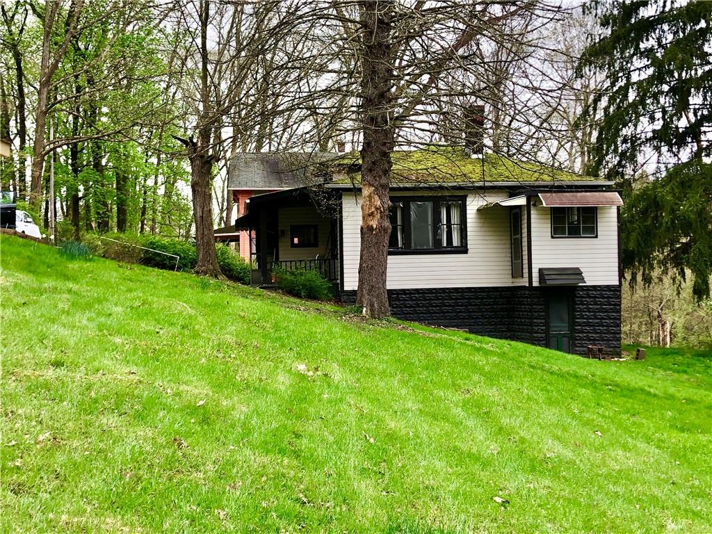 424 West Ingomar Road Pittsburgh, PA 15237 - Photo 19 of 24 a view of house with backyard