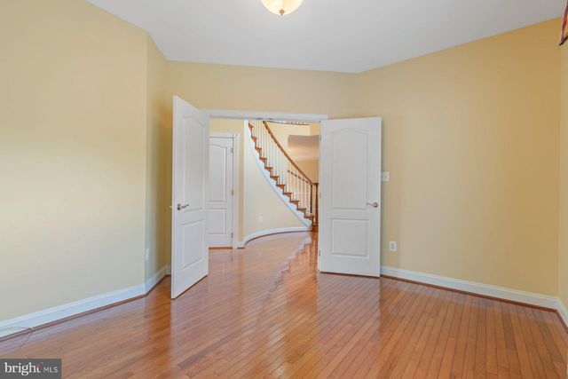 $1,250,000 | 4108 Debenham Court, Rockville, MD 20853