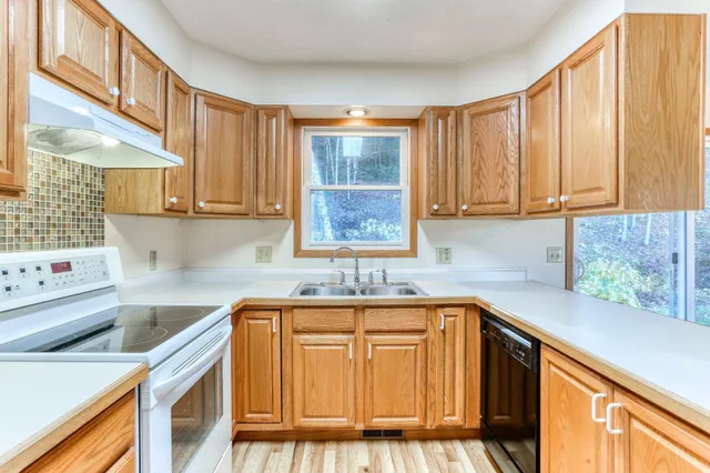 $295,000 | 1580 East Division Street, River Falls, WI 54022