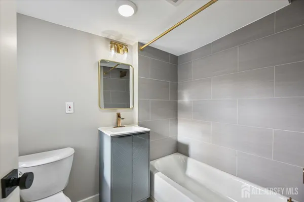 $3,500 | 143 Johnston Avenue, Unit 2, Plainfield, NJ 07062