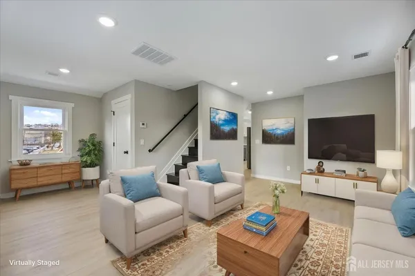 $3,500 | 143 Johnston Avenue, Unit 2, Plainfield, NJ 07062