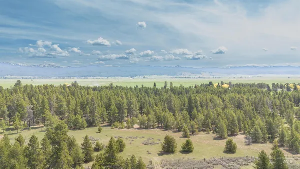 $699,999 | 13321 Highway 55, McCall, ID 83638