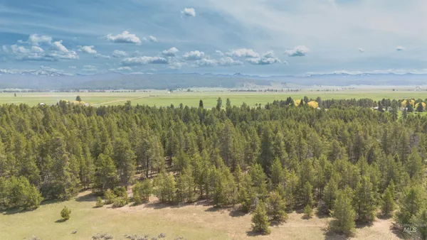 $699,999 | 13321 Highway 55, McCall, ID 83638