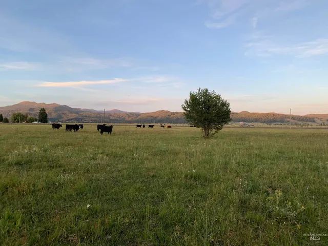 $699,999 | 13321 Highway 55, McCall, ID 83638