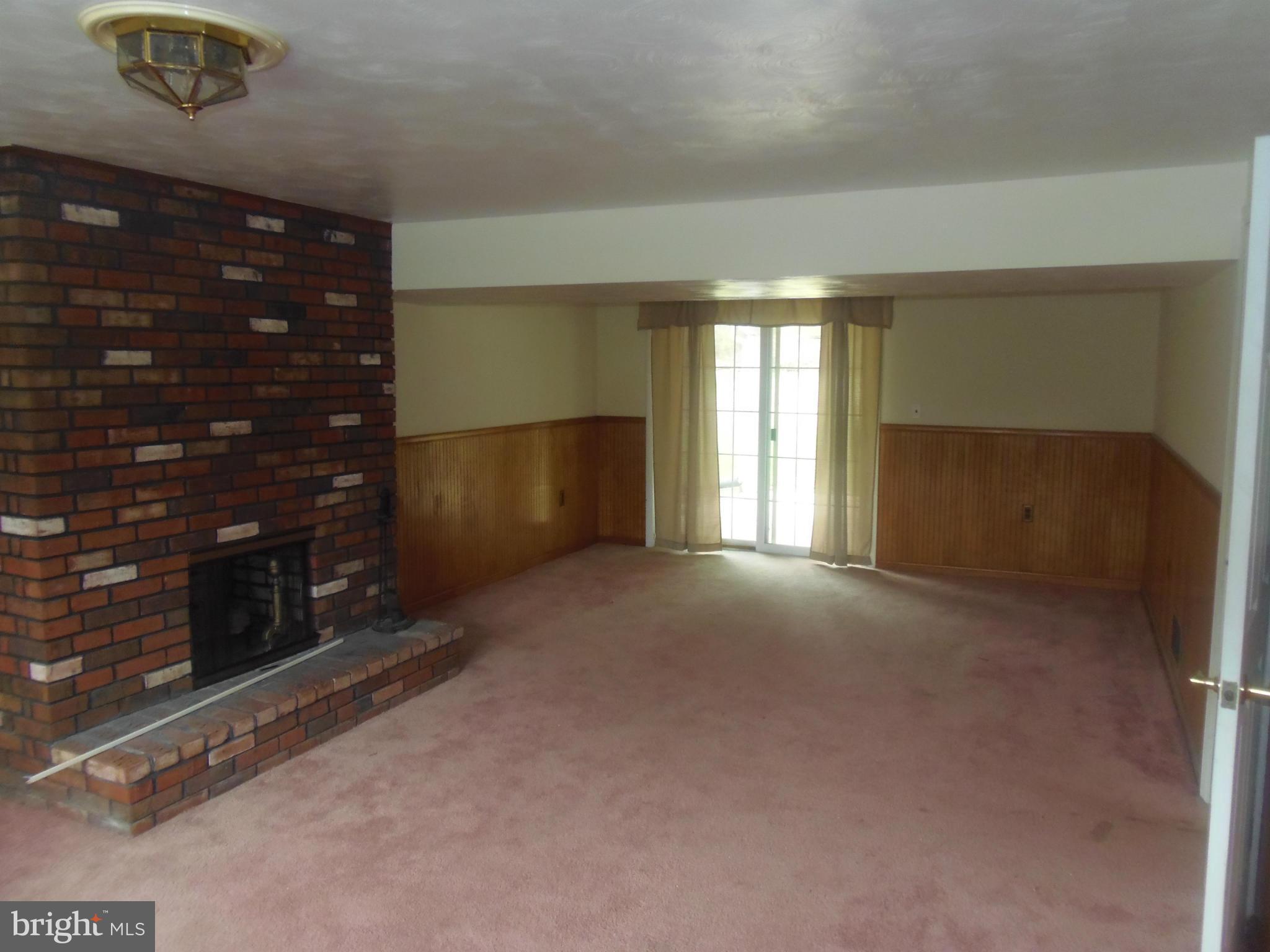 2433 Clydesdale Road Finksburg, MD 21048 - Photo 15 of 15 Family Room
