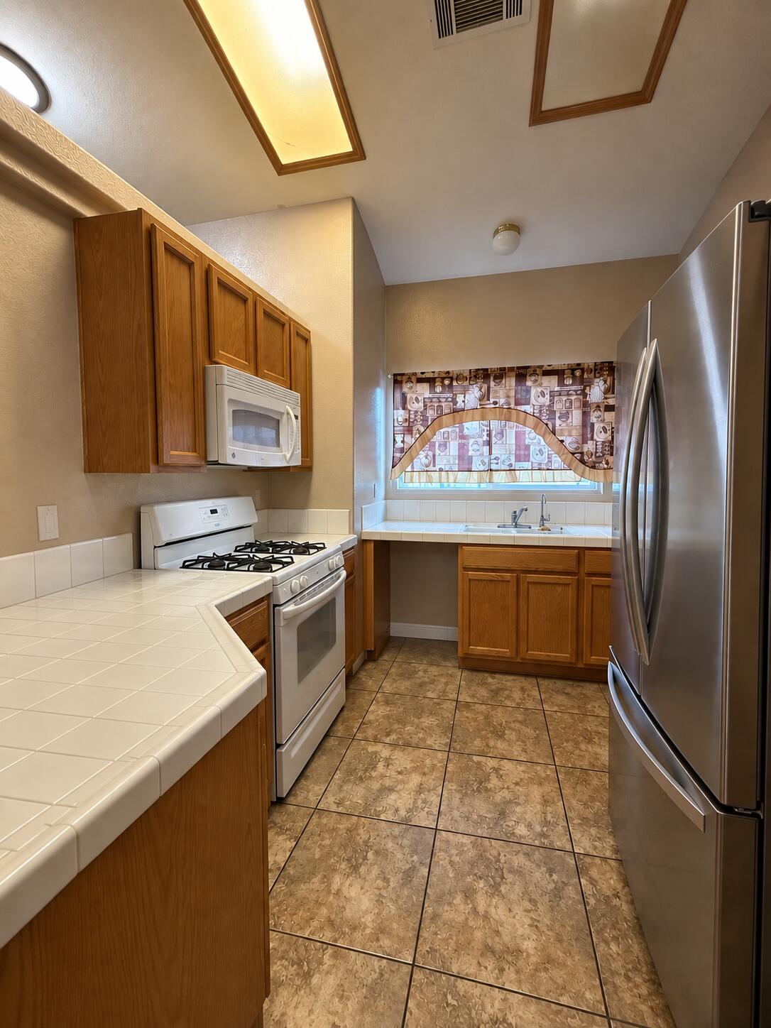 2215 Hidden Spring Blythe, CA 92225 - Photo 6 of 19 E635604F-AAAE-40F6-986A-14DB5E8D658C