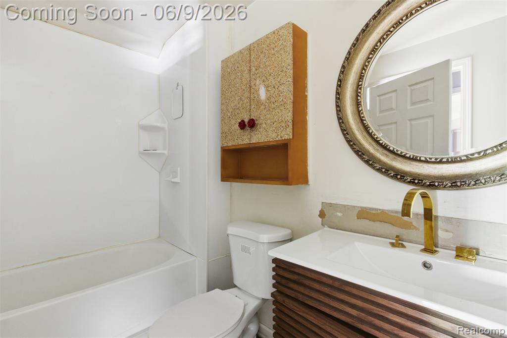 21934 Linwood Eastpointe, MI 48021 - Photo 11 of 14