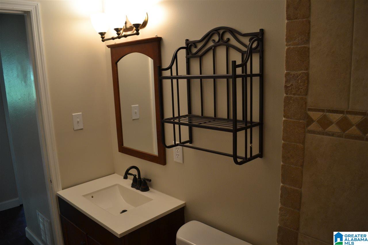 2128 Chapel Hill Road Birmingham, AL 35216 - Photo 10 of 15