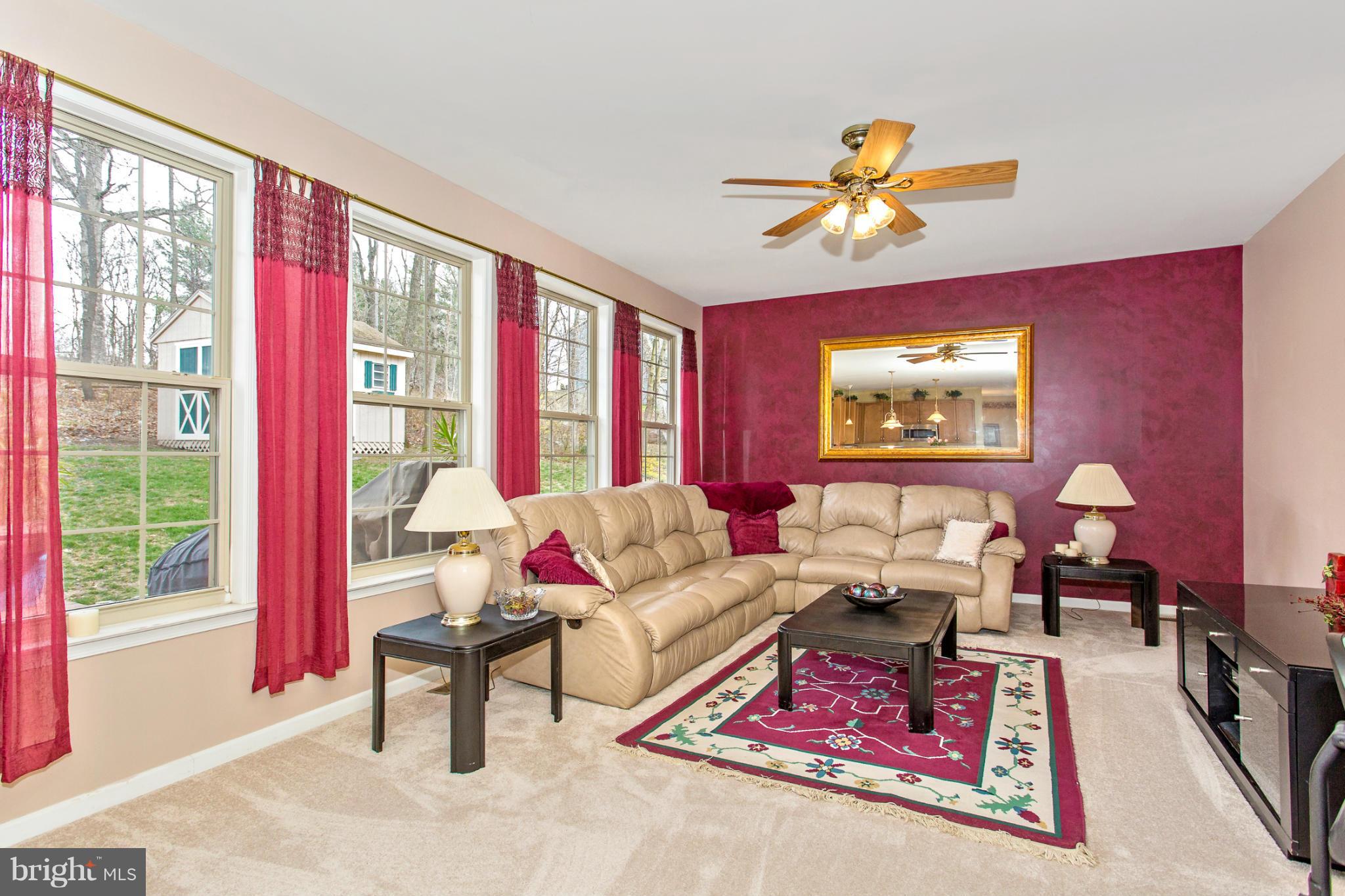 6717 Oakridge Road New Market, MD 21774 - Photo 10 of 30 Family Room