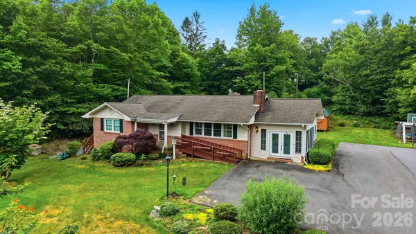 $375,000 | 9121 Highway 181, Newland, NC 28657