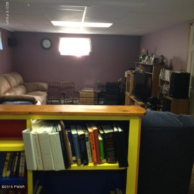 128 Frank Road Road Hawley, PA 18428 - Photo 27 of 37
