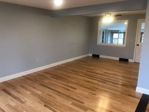 $2,950 | 60 Bridge Street, Hatfield, MA 01038