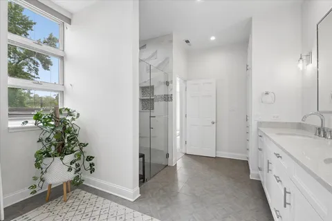 $799,900 | 2100 North Racine Avenue, Unit 3D, Chicago, IL 60614