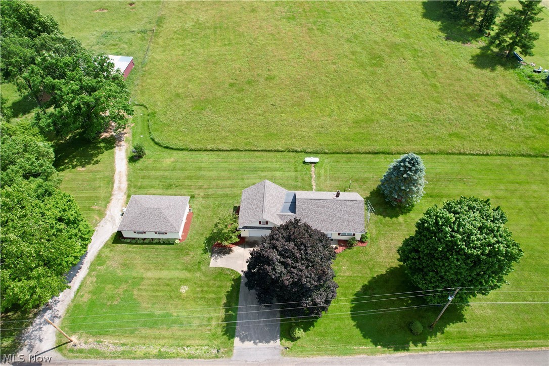 3278 Fresno Road Northwest Carrollton, OH 44615 - Photo 4 of 42