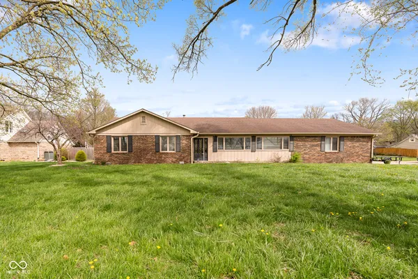 $380,000 | 758 Stafford Road, Plainfield, IN 46168
