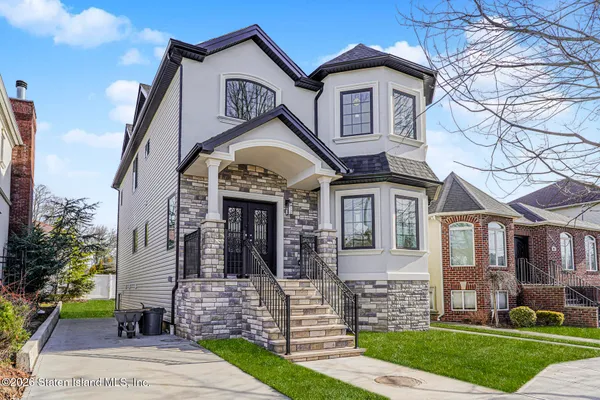 $1,498,000 | 197 Finlay Street | Tottenville