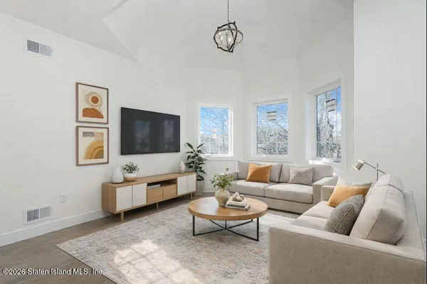 $1,498,000 | 197 Finlay Street | Tottenville