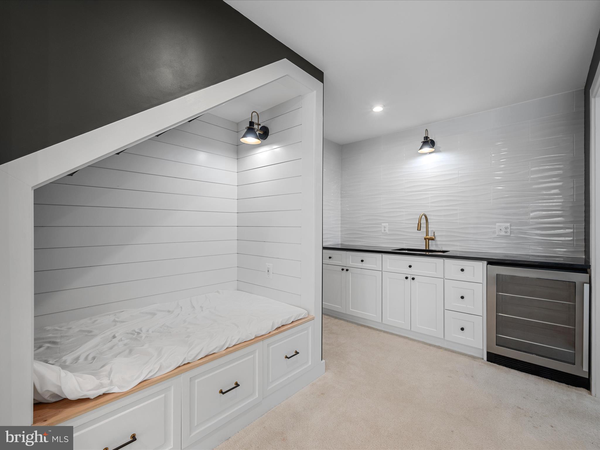 124 Emperor Drive White Post, VA 22663 - Photo 15 of 28 a bathroom with a granite countertop sink and a bathtub