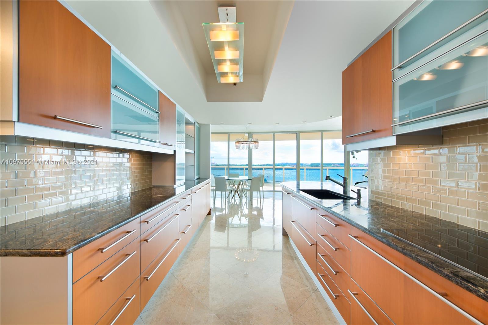 400 Alton Road, Unit 1106 Miami Beach, FL 33139 - Photo 7 of 18