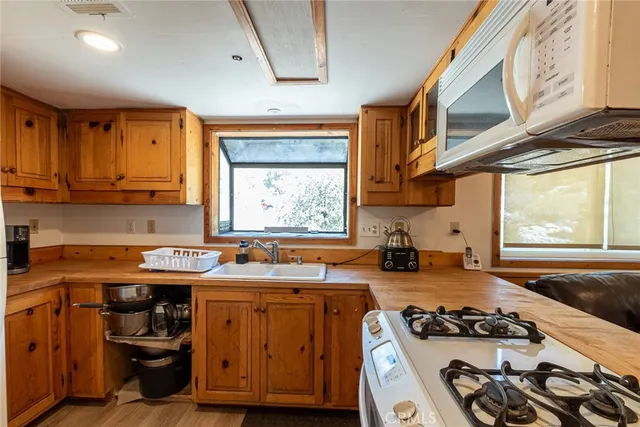 $698,730 | 41505 Alder Drive, Forest Falls, CA 92339