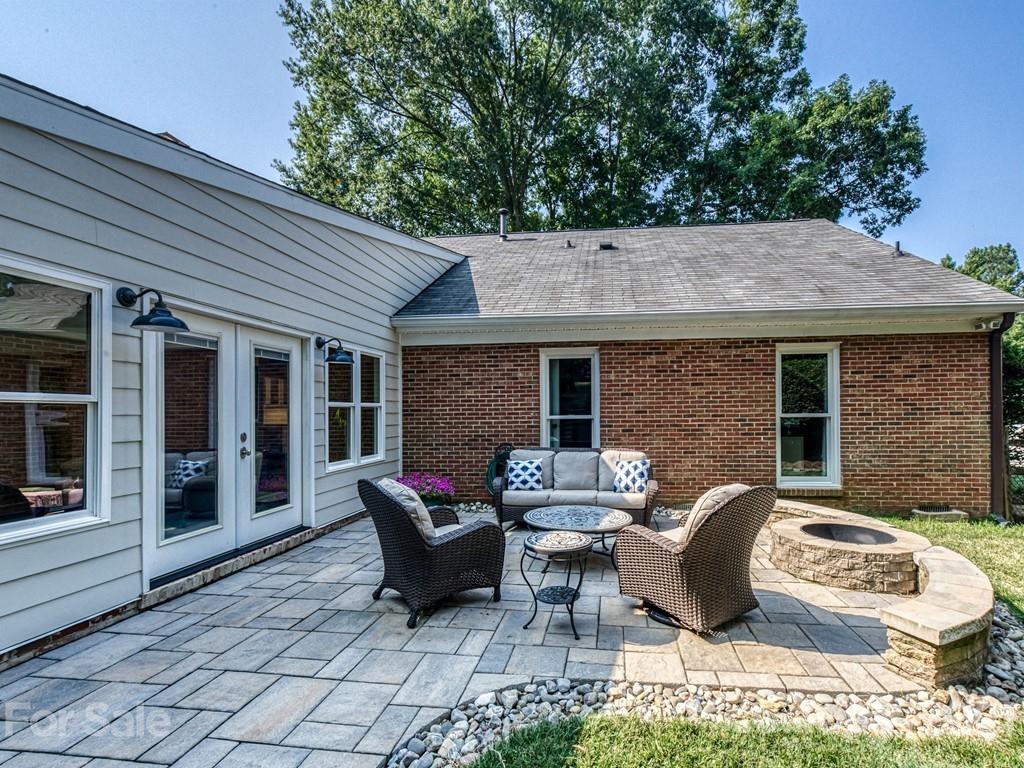 3901 Chevington Road Charlotte, NC 28226 - Photo 40 of 48 Gallery Image 40