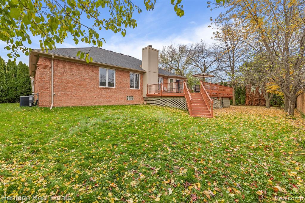 2926 Alexander Street Rochester Hills, MI 48309 - Photo 3 of 34