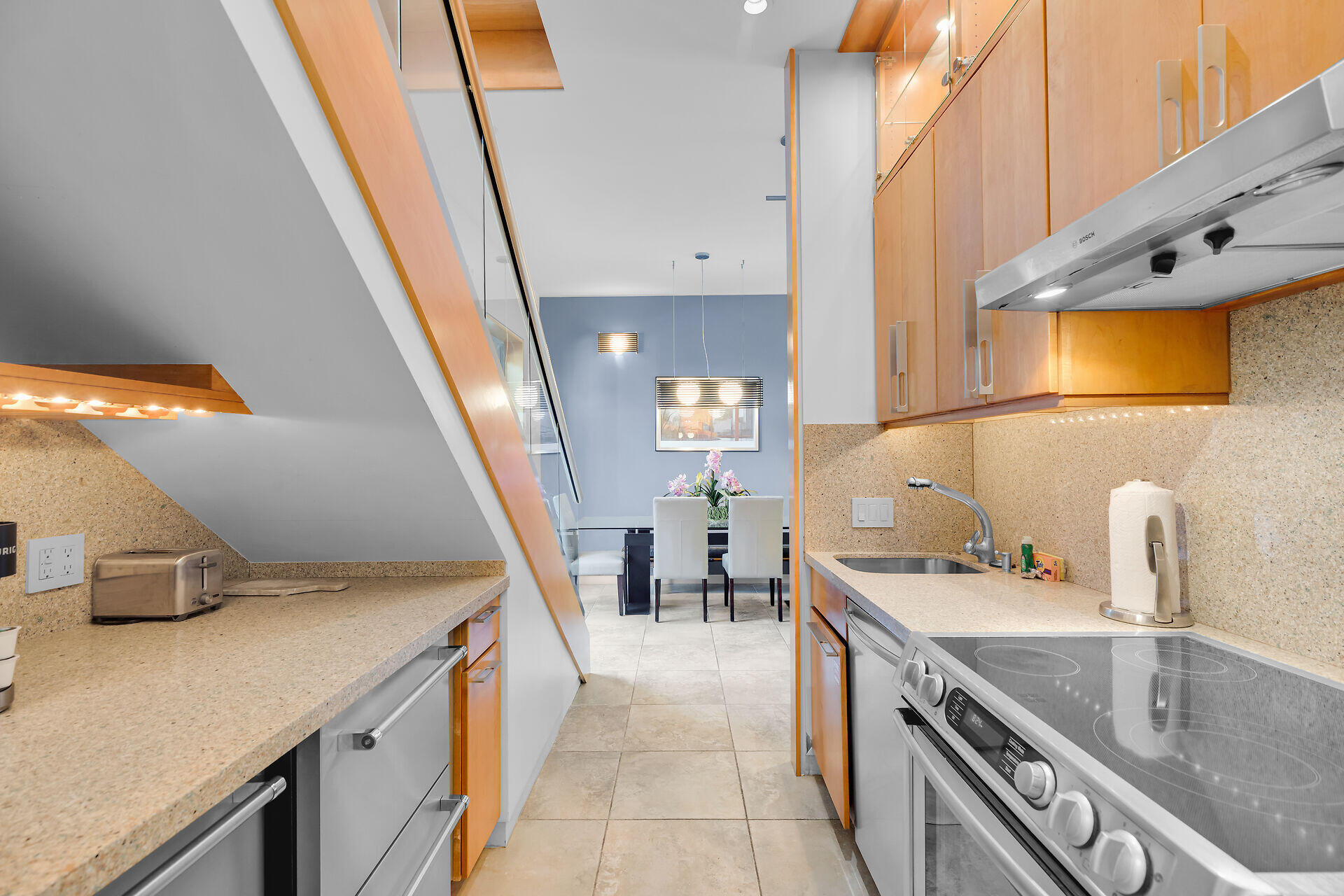 720 D Simonton Street Key West, FL 33040 - Photo 11 of 59 720D Simonton11