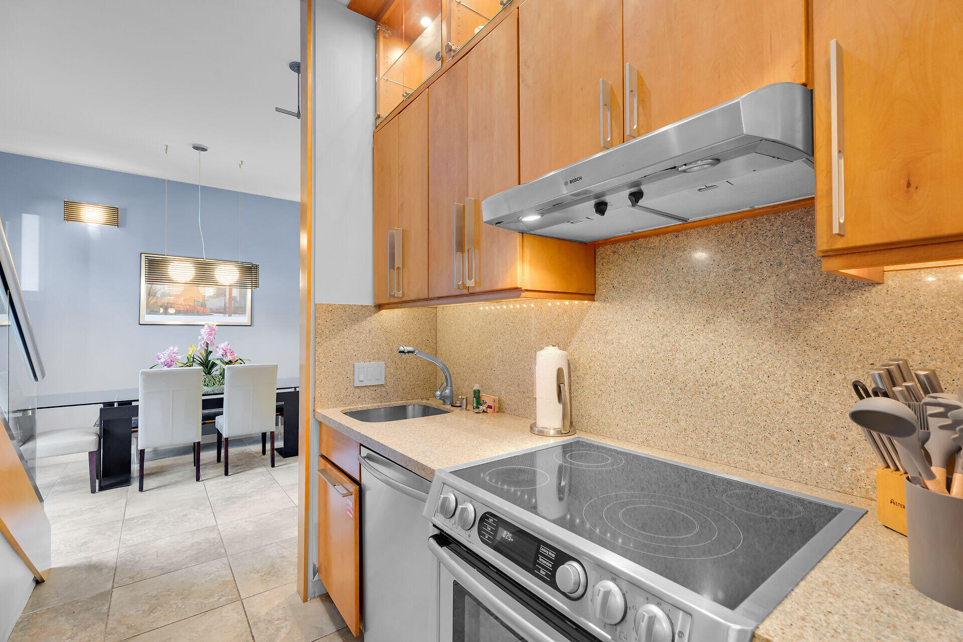 720 D Simonton Street Key West, FL 33040 - Photo 13 of 59 720D Simonton13