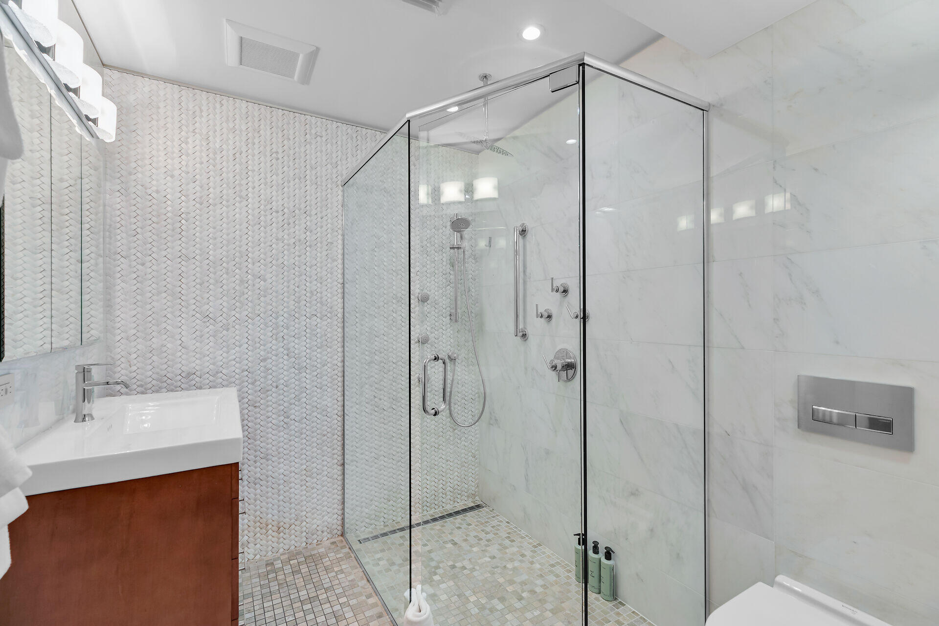 720 D Simonton Street Key West, FL 33040 - Photo 44 of 59 720D Simonton45