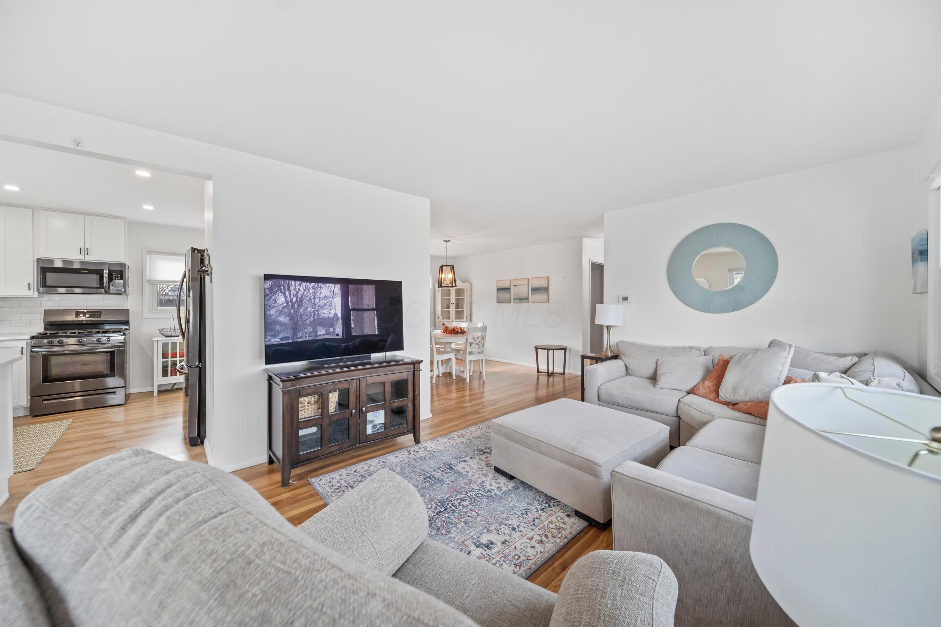 2981 Templeton Road Columbus, OH 43209 - Photo 21 of 50 24-print-DSC08787