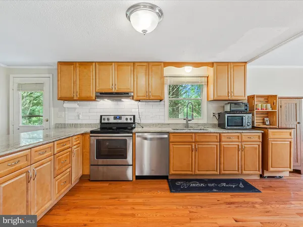 $1,180,000 | 17101 Overhill Road, Derwood, MD 20855