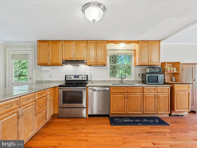 $1,250,000 | 17101 Overhill Road, Derwood, MD 20855