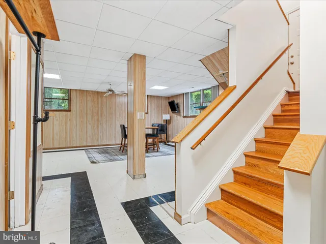 $1,250,000 | 17101 Overhill Road, Derwood, MD 20855