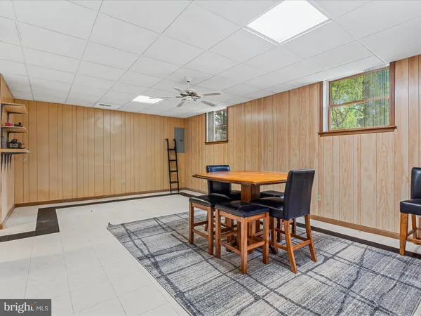 $1,180,000 | 17101 Overhill Road, Derwood, MD 20855