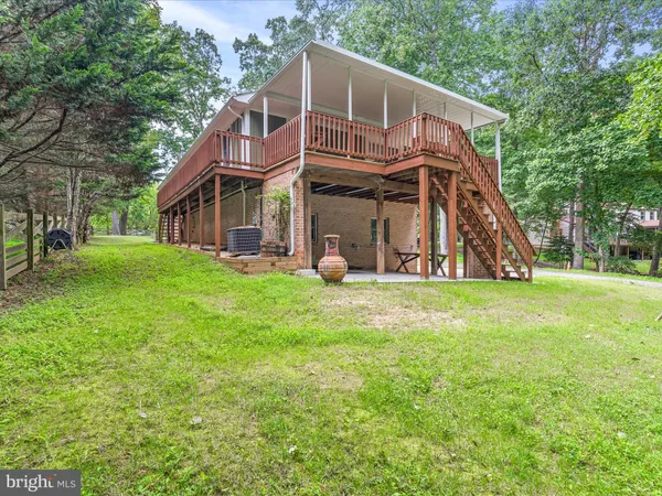 $1,180,000 | 17101 Overhill Road, Derwood, MD 20855