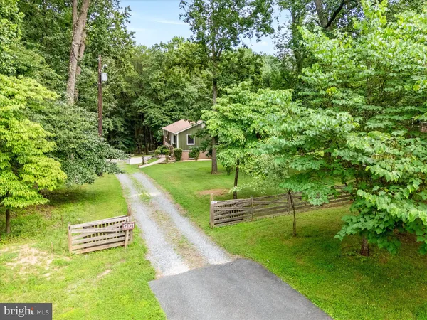 $1,180,000 | 17101 Overhill Road, Derwood, MD 20855