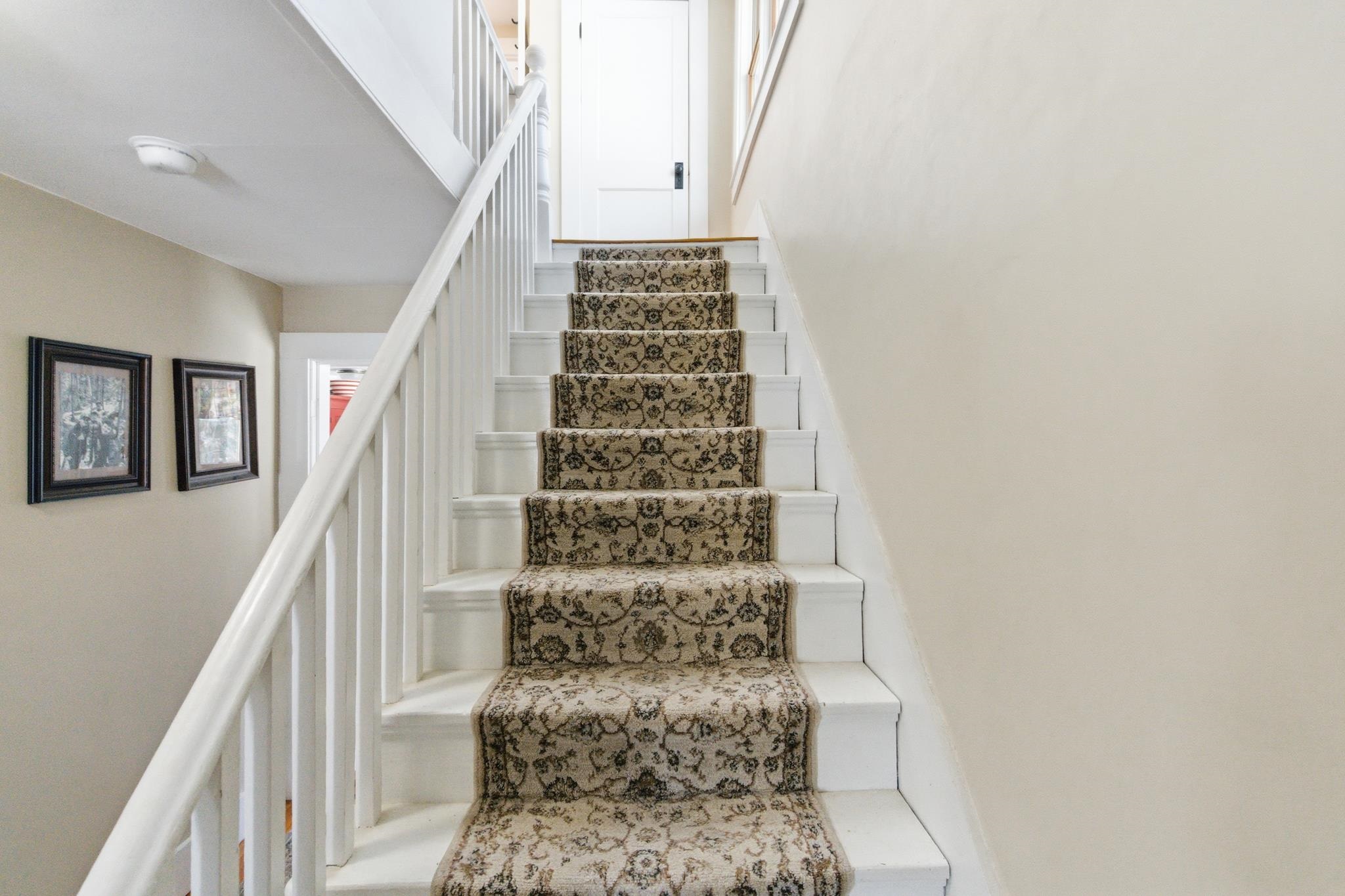 557 Wentworth Road Brookfield, NH 03872 - Photo 15 of 27