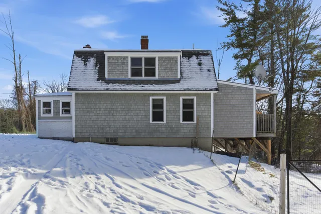$415,000 | 557 Wentworth Road, Brookfield, NH 03872