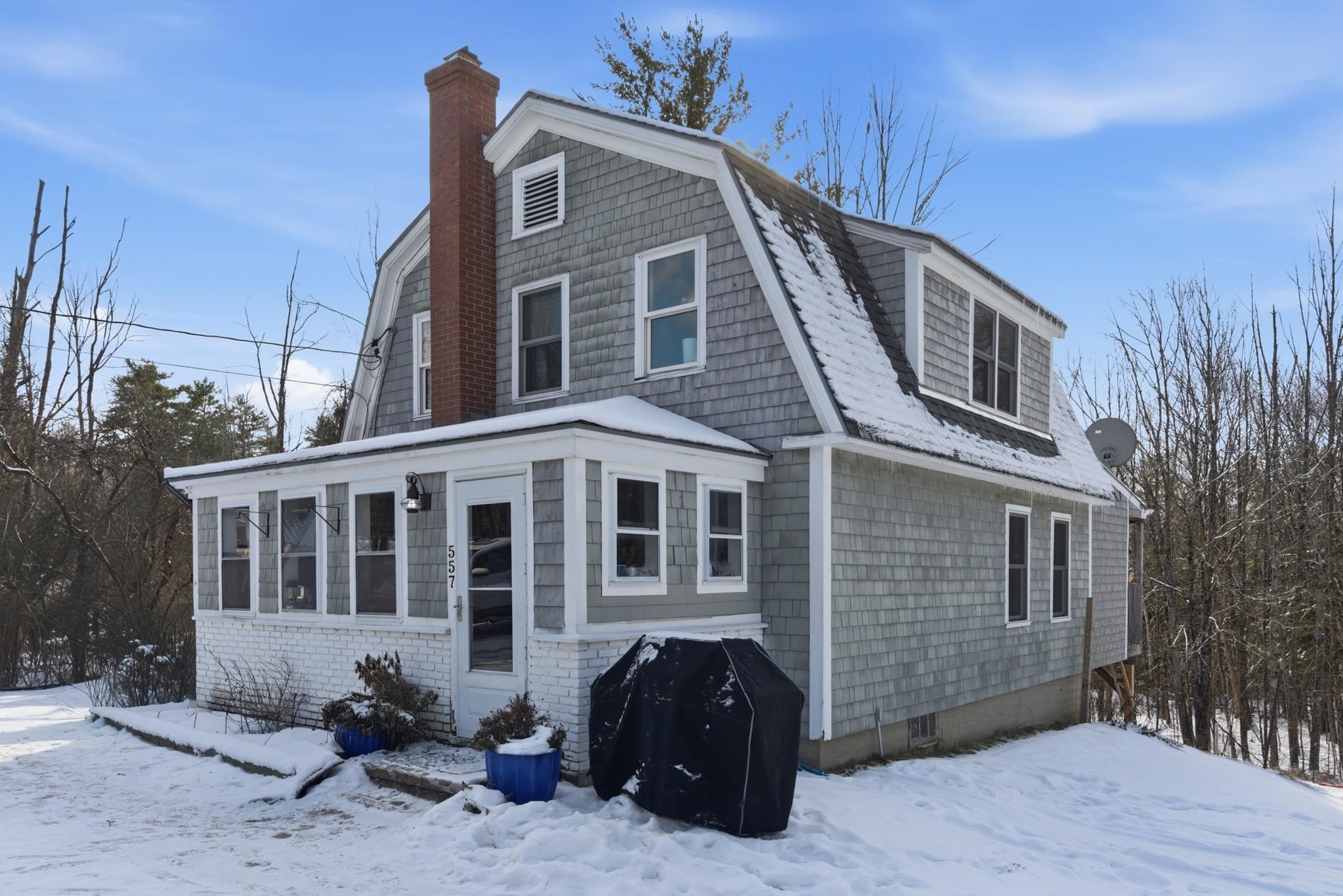 557 Wentworth Road Brookfield, NH 03872 - Photo 4 of 27