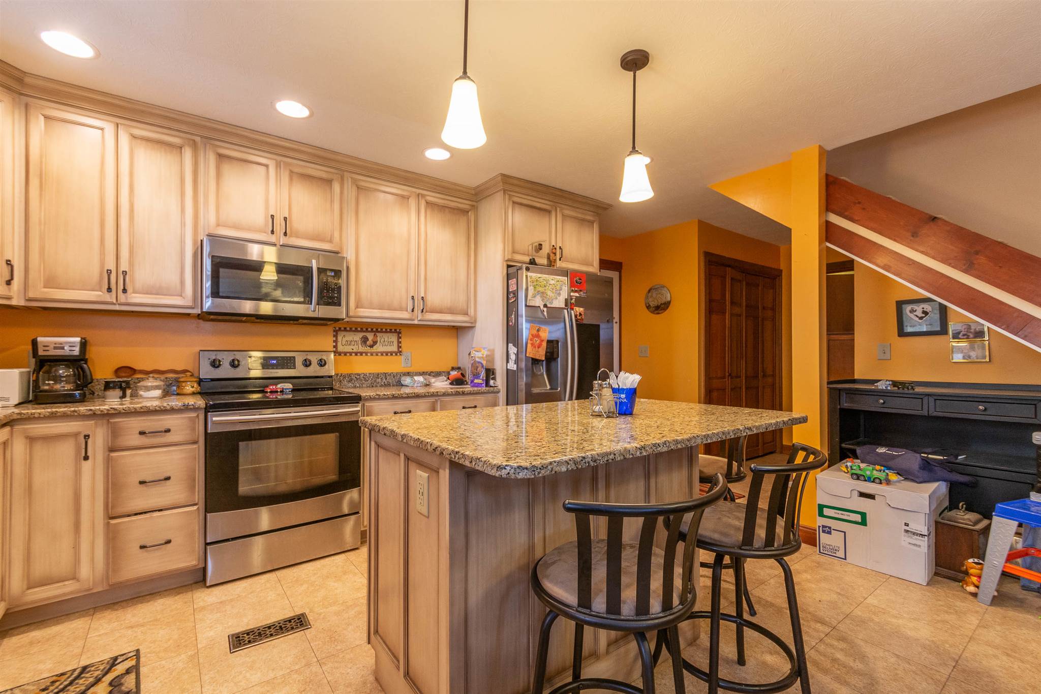 12223 East Carmichael Road Bloomfield, IN 47424 - Photo 3 of 36