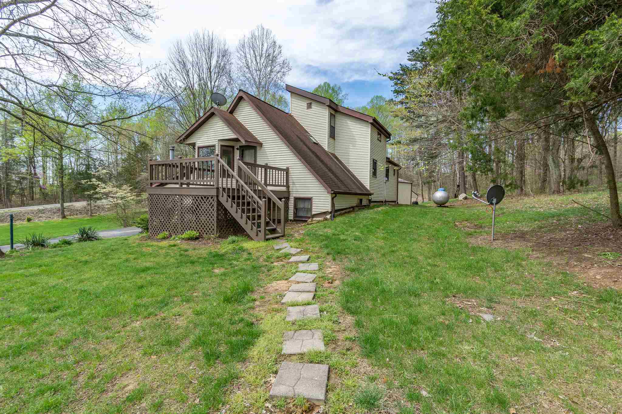 12223 East Carmichael Road Bloomfield, IN 47424 - Photo 21 of 36