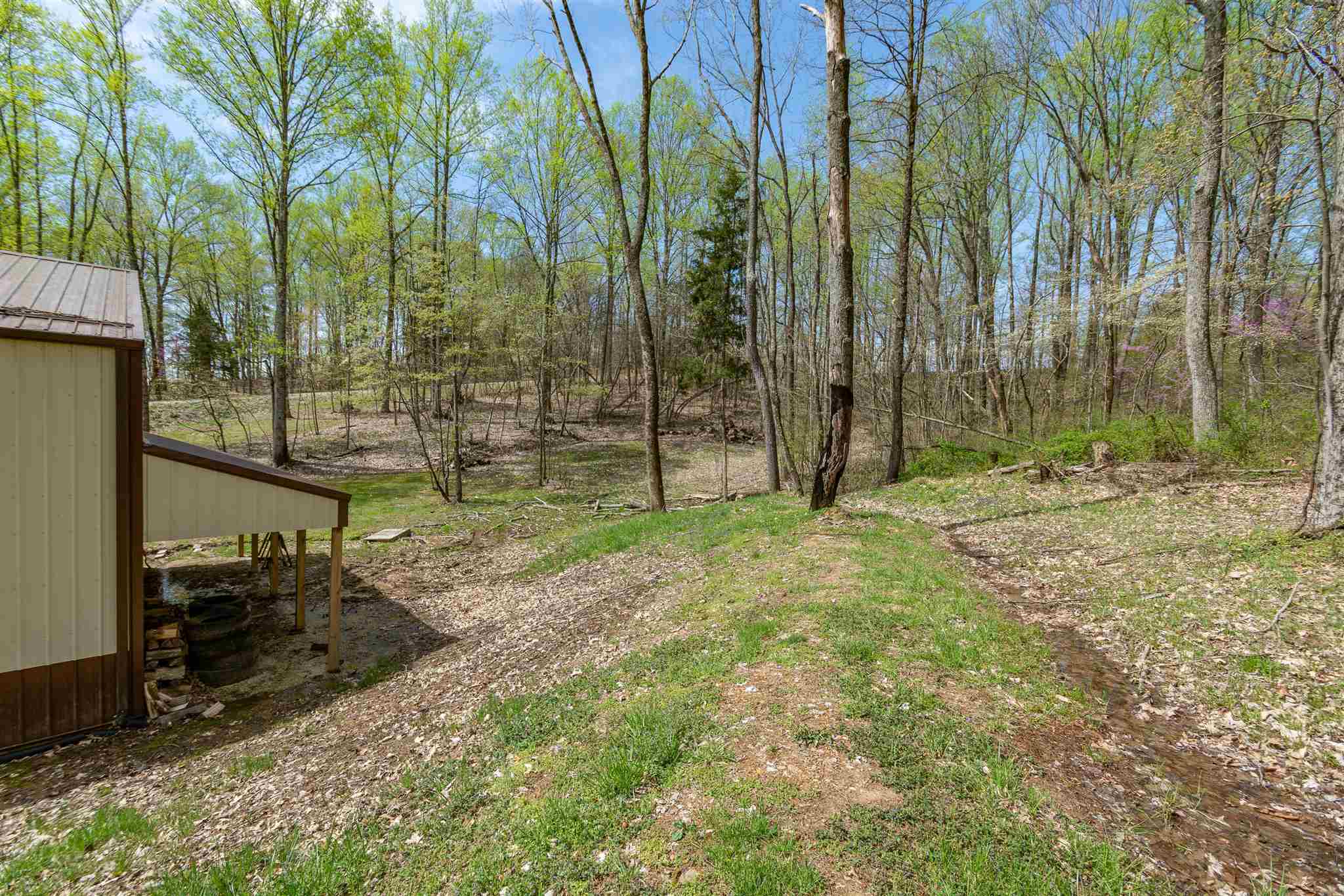 12223 East Carmichael Road Bloomfield, IN 47424 - Photo 25 of 36