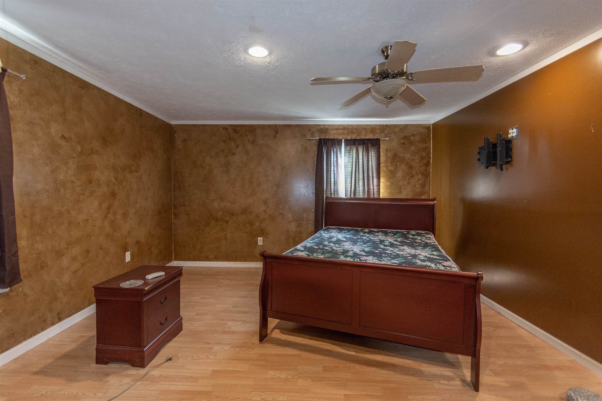 12223 East Carmichael Road Bloomfield, IN 47424 - Photo 32 of 36